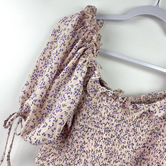 NEW Pink Diamond Smocked Pink Floral Blouse Tie Sleeves Size XL - Picture 2 of 6